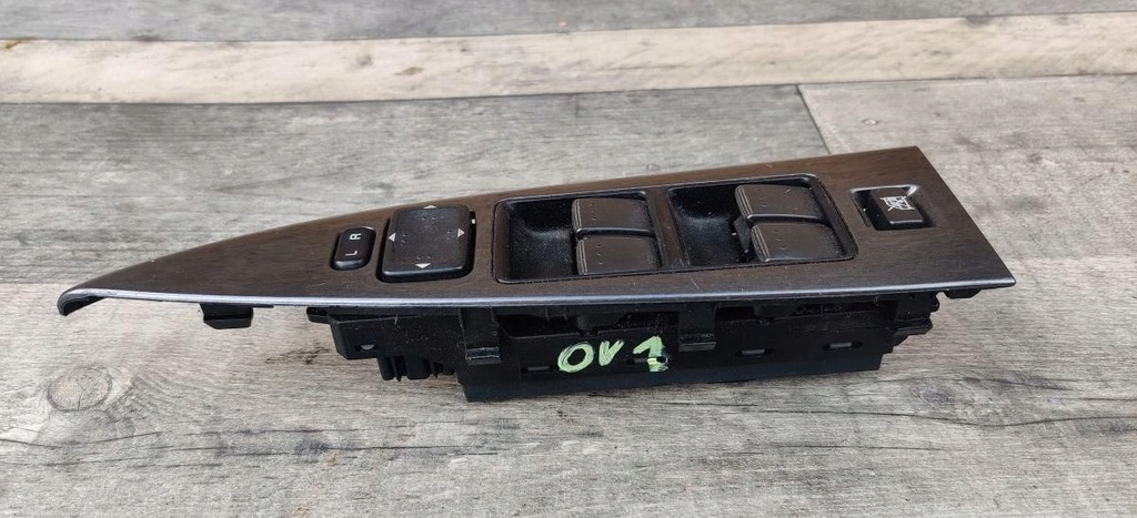 фото №3, Переключатель окон ручка дверь mazda 6 gg 2001 gp9a