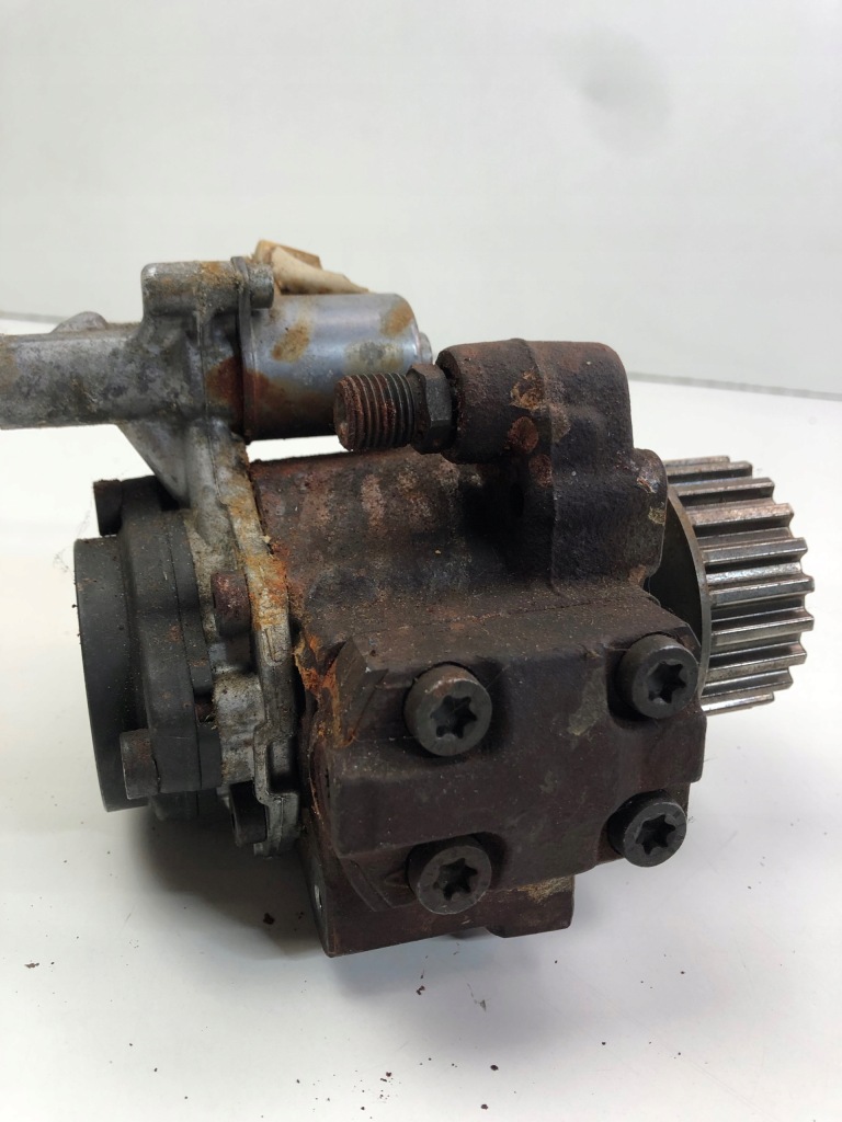 Citroen peugeot насос впрыскная 9676289780 Недорого