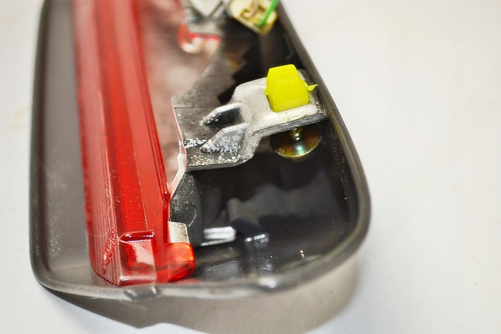 фото №8, Yaris i lift світло стоп-сигнал стоп з кришки задній задня