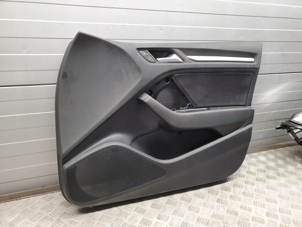 фото №6, Audi a3 s3 8v 8v5867106 перед сторона права обшивки двері