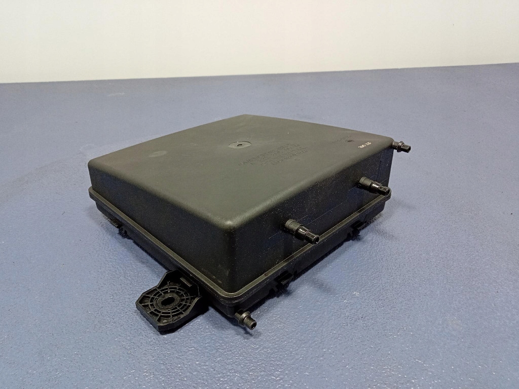 Mercedes s-klasa w223 бак повітря a2228050019 Недорого