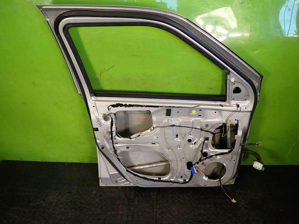 фото №7, Дверь левая передние suzuki swift iv 06r 5d