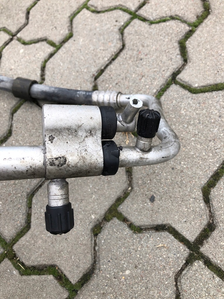 фото №5, Audi a4 b8 шланг кондиционера 8k0260707s