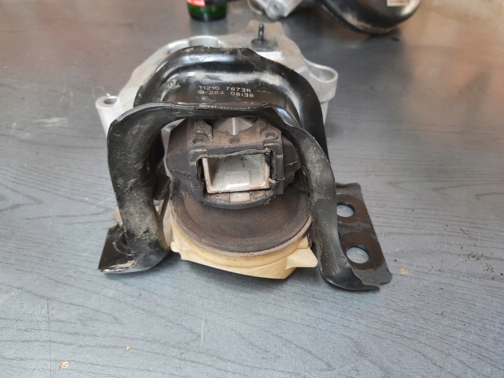 фото №5, Kangoo 1.5dci 18r кронштейн подушка двигуна