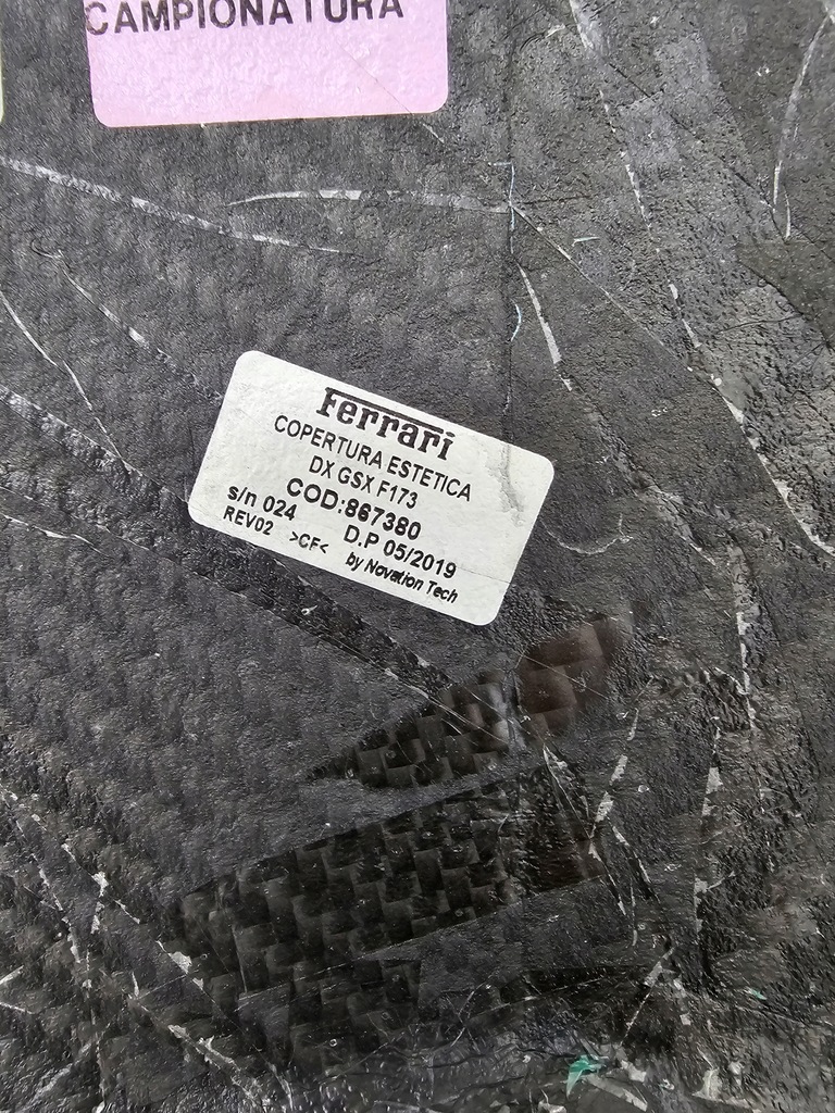 фото №10, Ferrari sf90 stradale f173 жабо корпус карбон