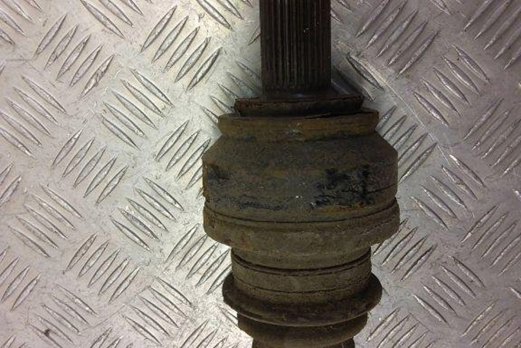 фото №8, Półośka задня права bmw 1 coupe e82 7533453 2.0l дизель 2010