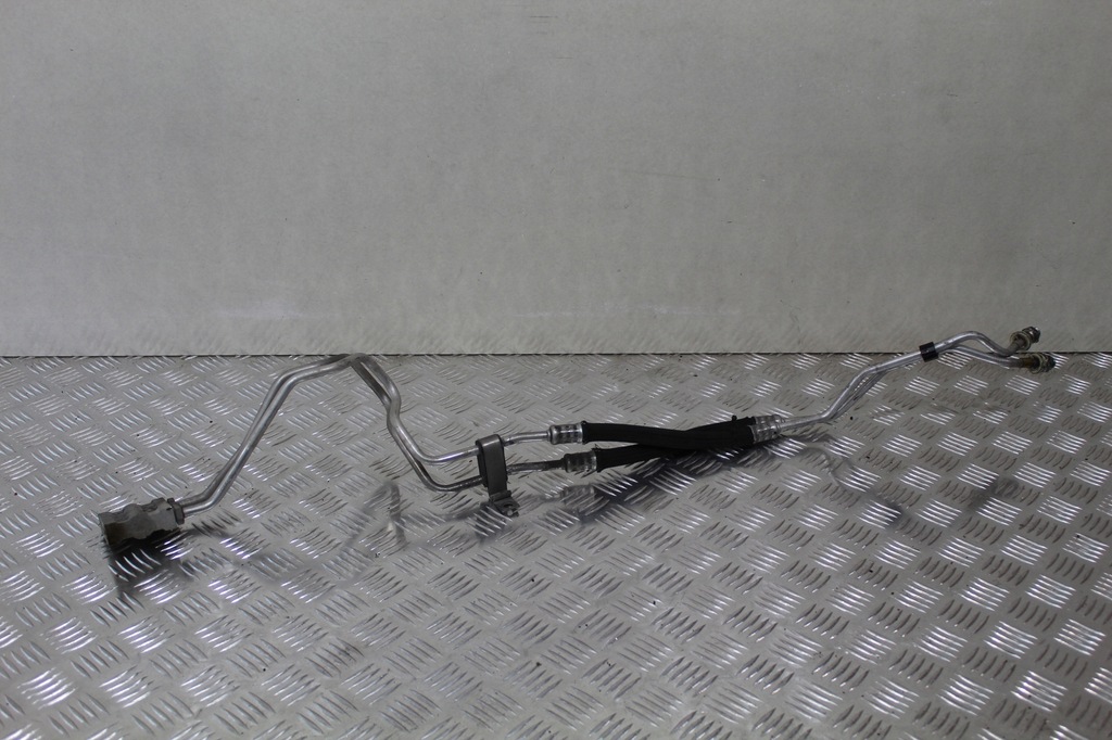 фото №1, Wąż шланг масляний jeep grand cherokee wk2 iv