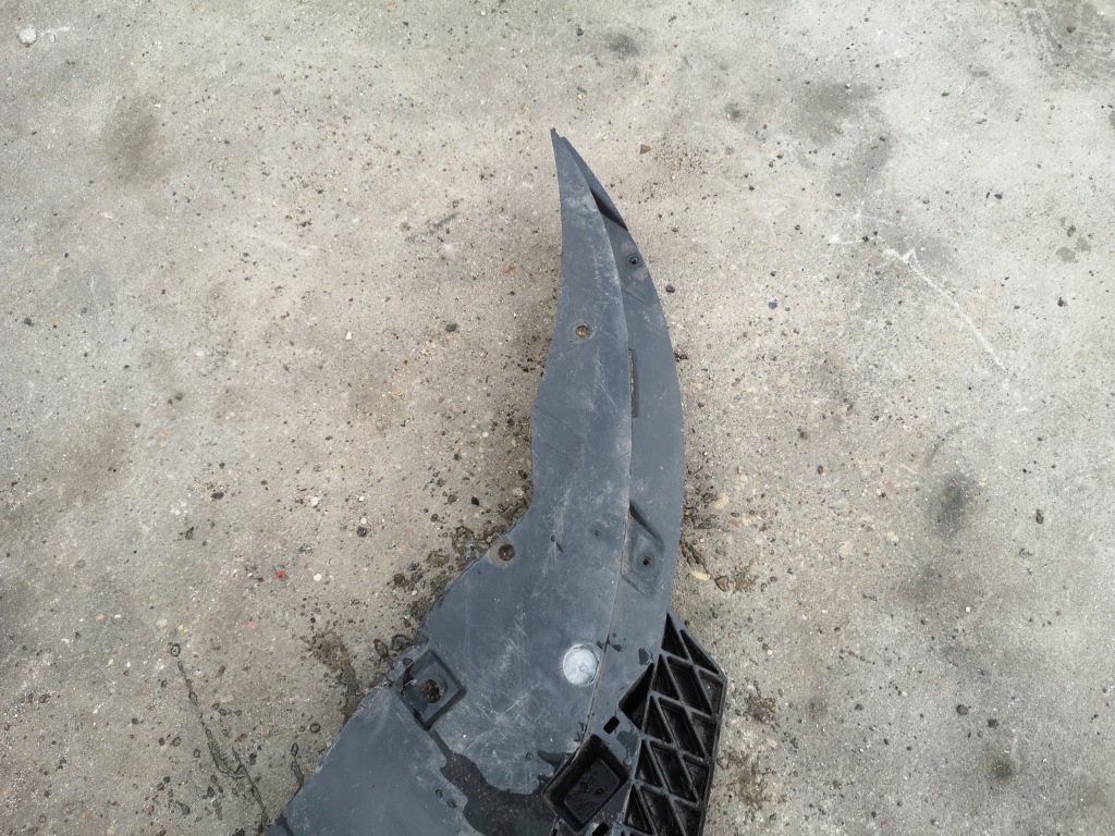 Спойлер накладка защита pod бампер audi a3 8p lift 8p0807233 Цена