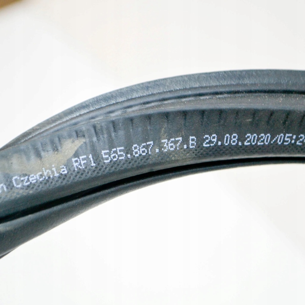 фото №6, Skoda kodiaq 2020 левая сторона резиновый прокладка дверь задних