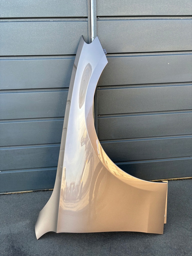 фото №10, Mercedes e klasa w214 крыло правый передний oryg. 771 w цвет !!