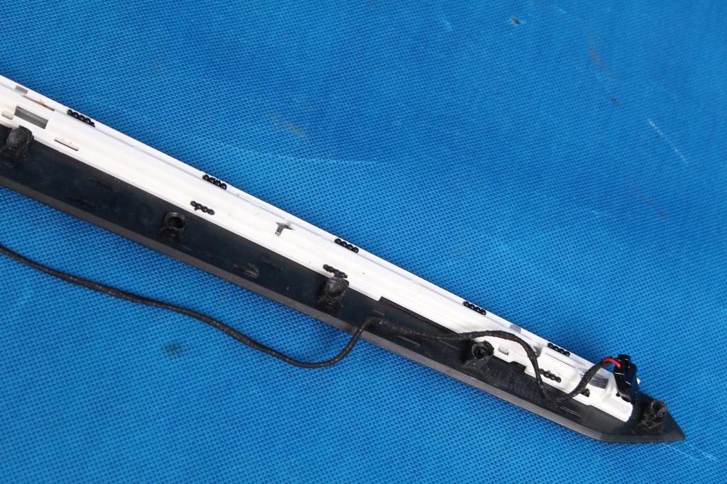 фото №7, Vw t-roc cabrio dekor led дверь правых 21r 2gc858066b