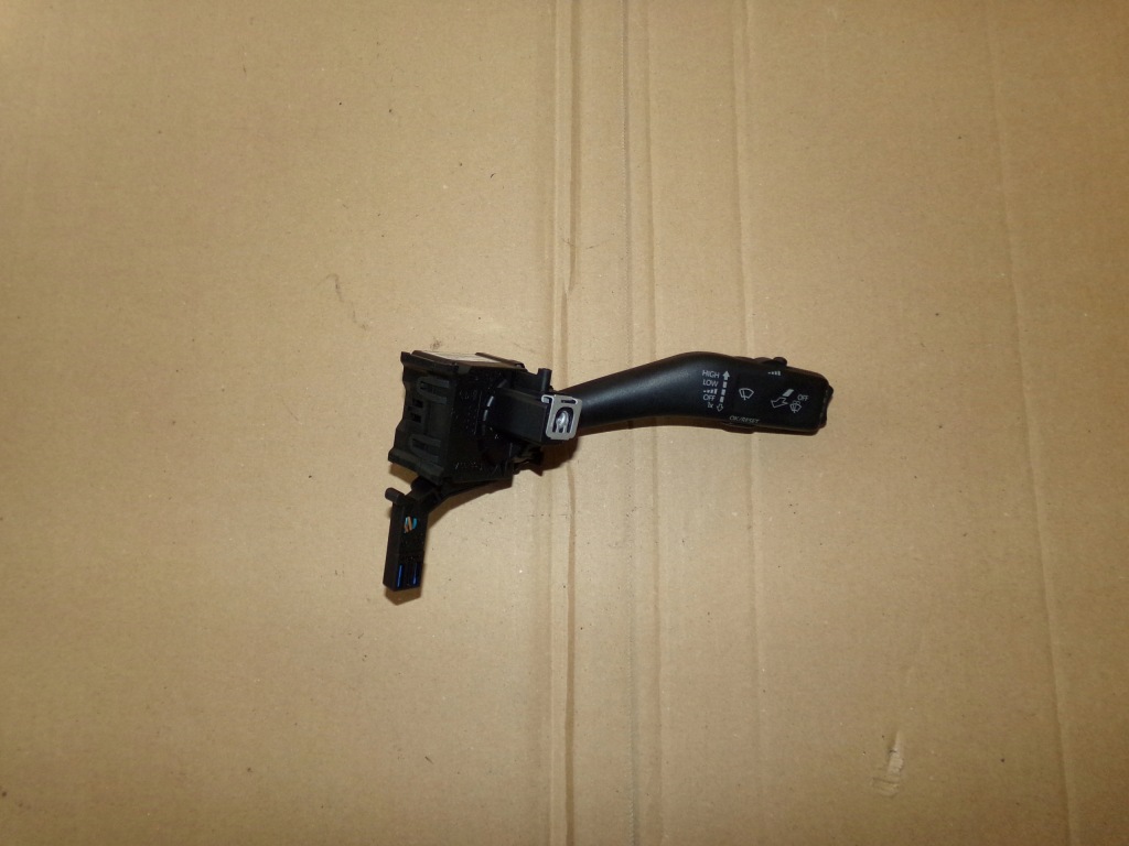 фото №1, Перемикач важіль двірник octavia ii jetta