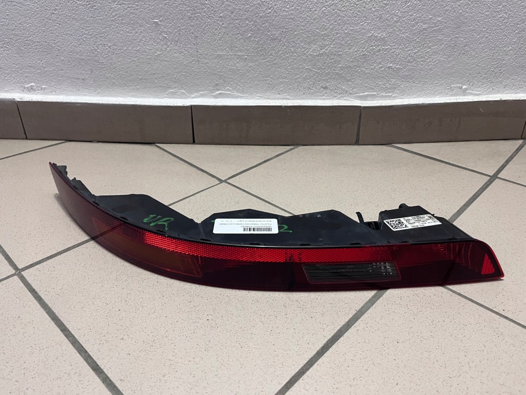 фото №1, Лампа задняя задняя правая отражатель audi q3 q-3 lift 8u0945096b