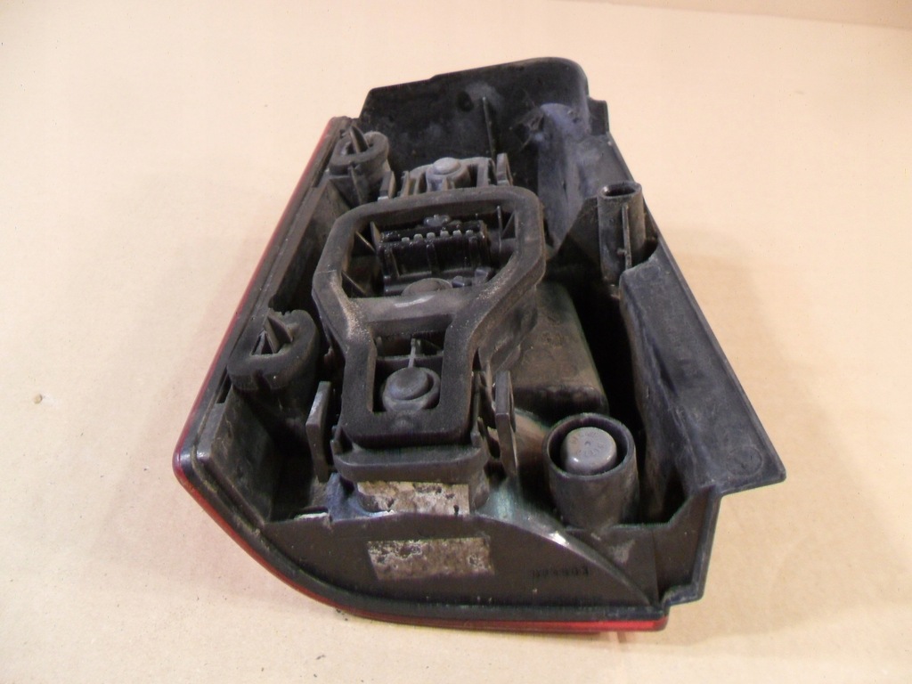 фото №11, Peugeot partner 02-08 лампа задня ліва