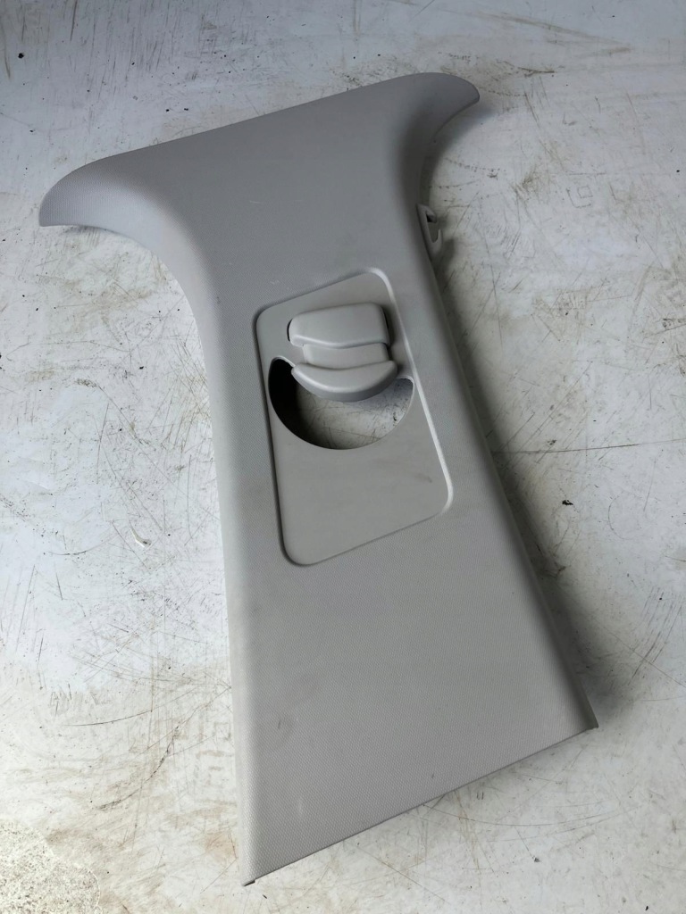 фото №1, Защита стойка среднего правая 9676861177 citroen c4 picasso ii