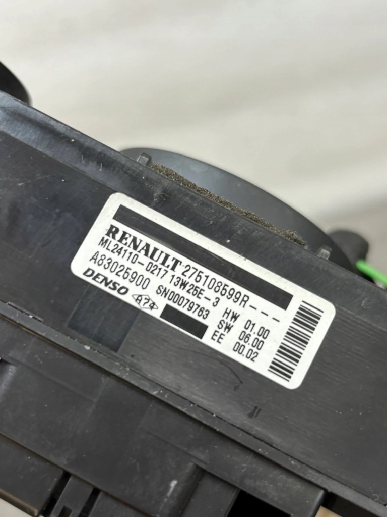 фото №6, Панель обдув renault kangoo ii 2 iii 3 275108599r