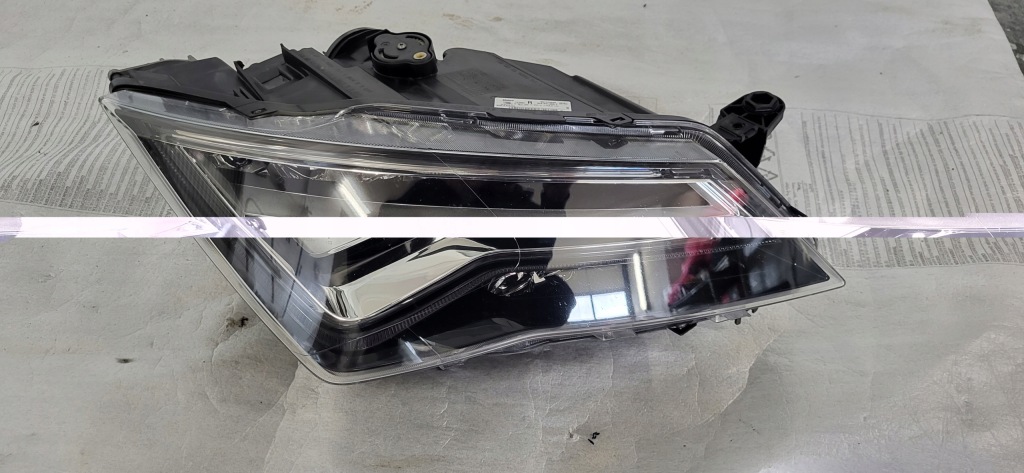 Фара перед правий full led seat ateca 2016- Доставка