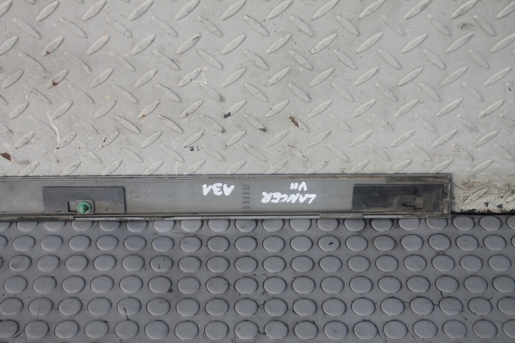 фото №6, Молдинг дверь правый перед a31 lancer vii 03-11