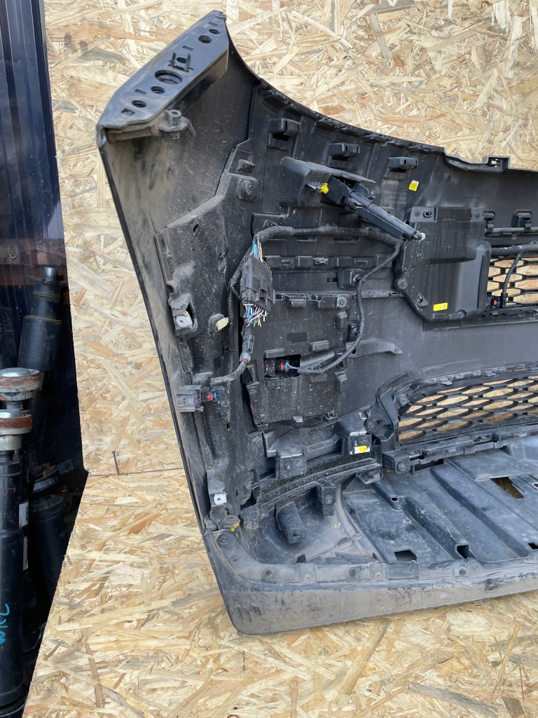 Range rover sport iii l461 бампер перед 6 pdc камера лак eiger grey Оригинал