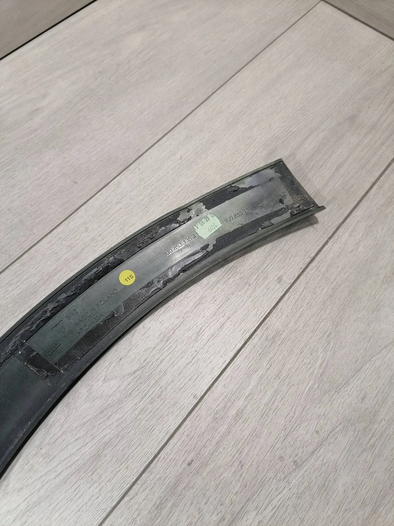 фото №6, Taycan turbo молдинг крыло левый перед 9j0853135