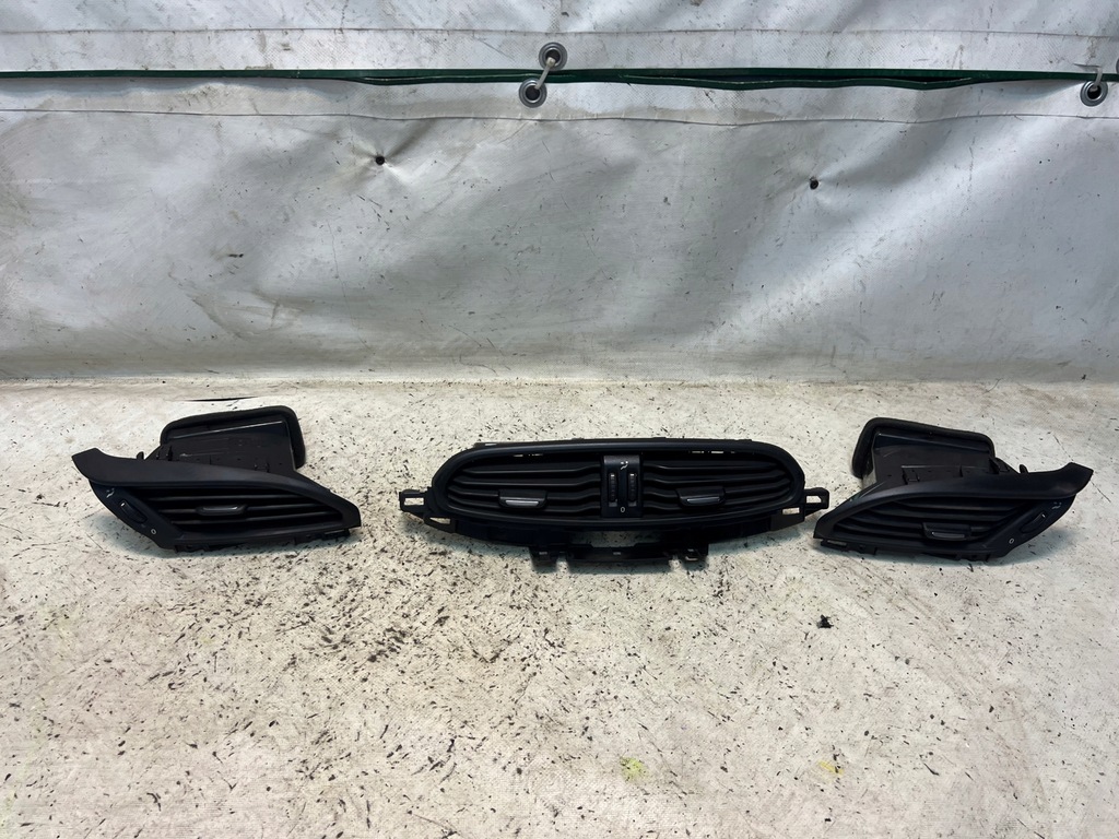 фото №1, Fiat tipo ii 15- решётка обдув перед левая