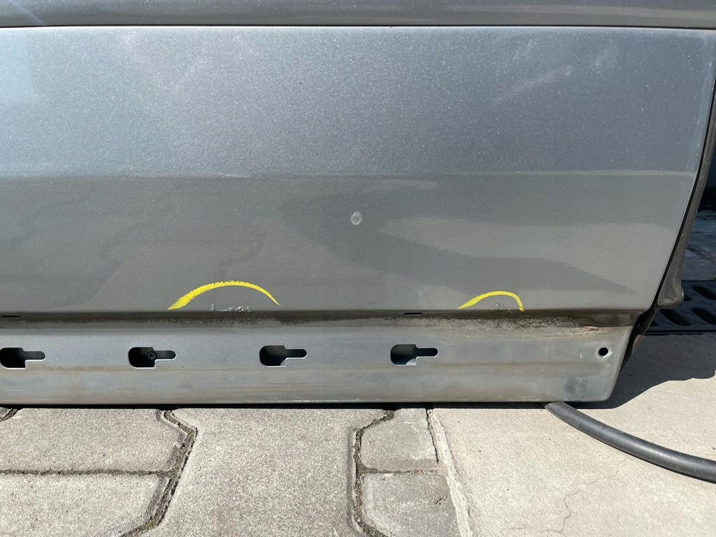 фото №7, Audi a8 d3 дверь правое перед цвет ly7g