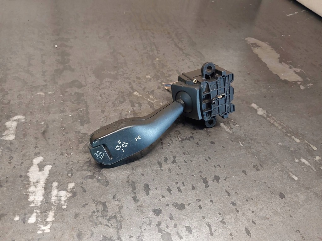 фото №8, Важіль / перемикач поворотники bmw 3 e46 8363668m 01104010