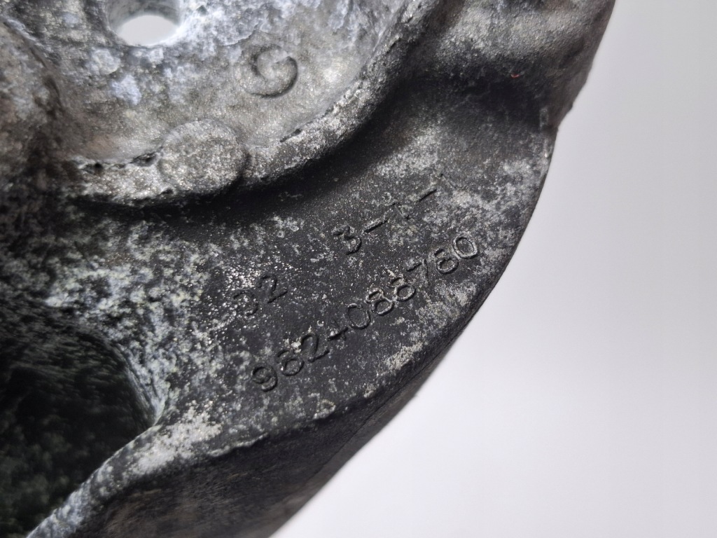 Кронштейн насоса топлива berlingo iv partner iv combo e 2018- #7930 в Украине