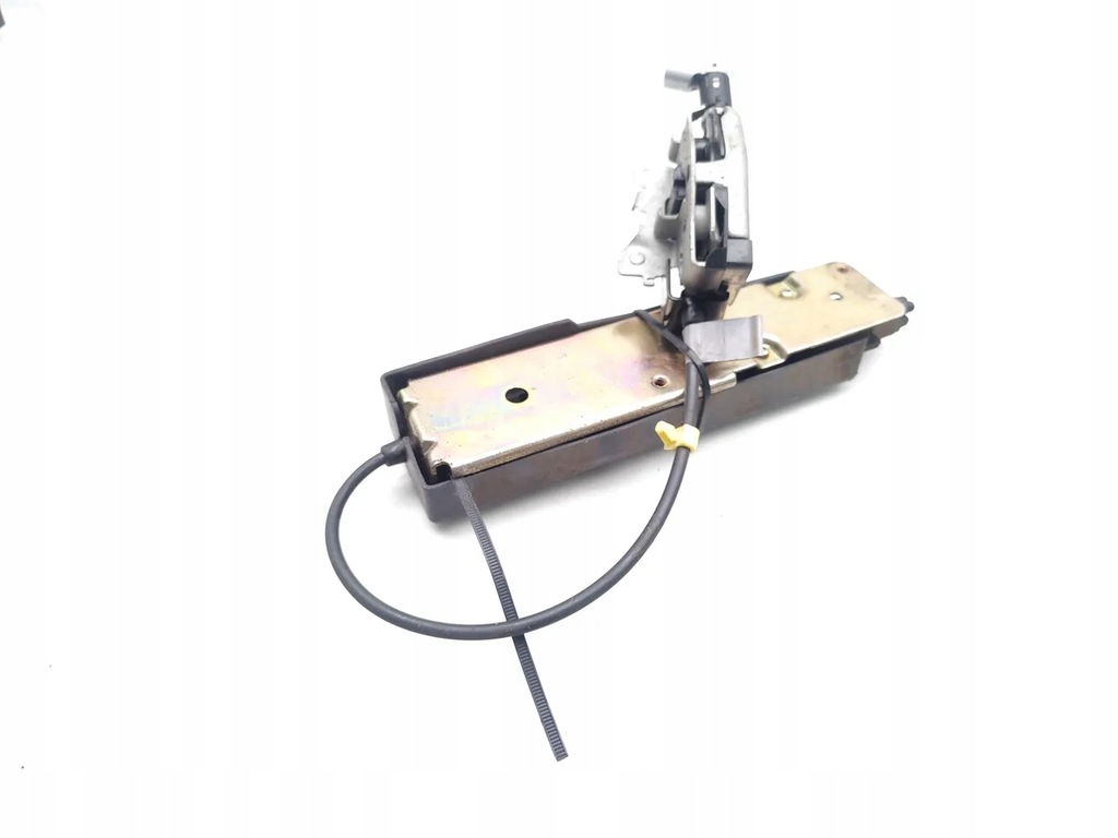 фото №12, Land rover discovery замок крышки задний / багажника 2006 suv 4/5dr 04-09