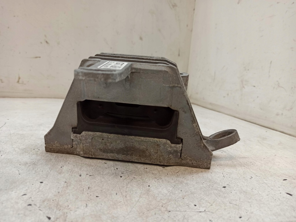 фото №10, Кронштейн подушка двигуна insignia 1.6cdti