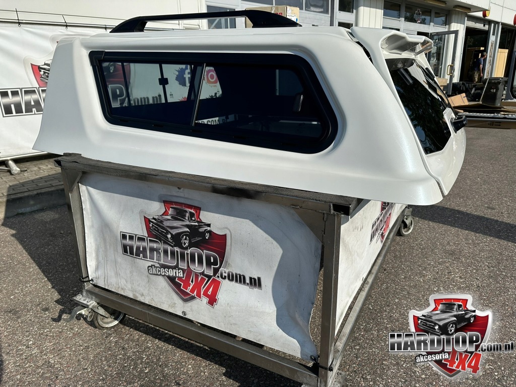 фото №14, Обшивка toyota hilux+ hardtop na pakę 2016+ стекло + спойлер