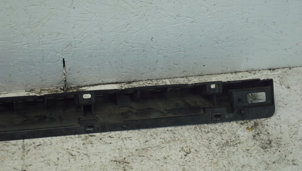 фото №14, Направляющая кронштейн накладки порога левый bmw x3 e83