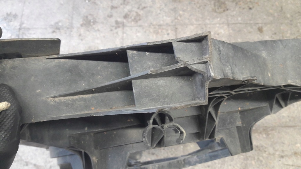 фото №15, 8200190724b корпус вентилятора renault master ii