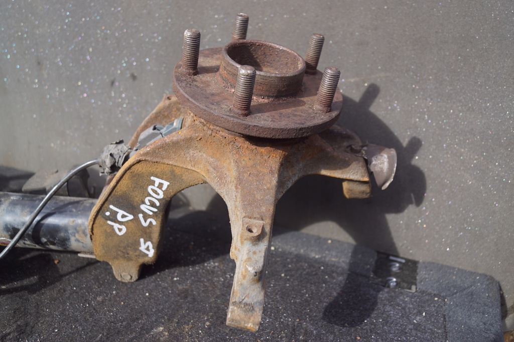фото №12, Поворотный кулак правый перед ford focus mk2 lift st