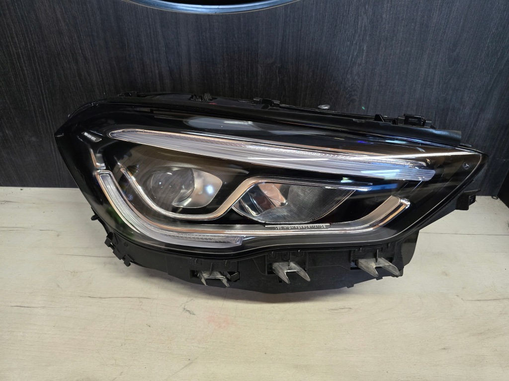 фото №1, Лампа права перед mercedes gla w247 a247 247 led high performance