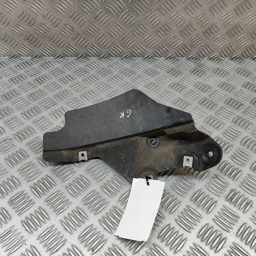 фото №1, Audi q7 4m 2018 ліва сторона бризковики задні