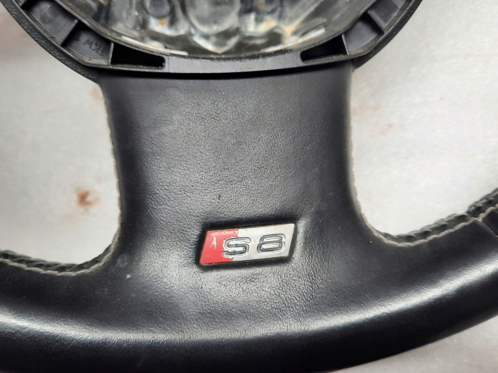 фото №6, Audi a8 s8 d3 воздуховод кожаный лепестки переключения