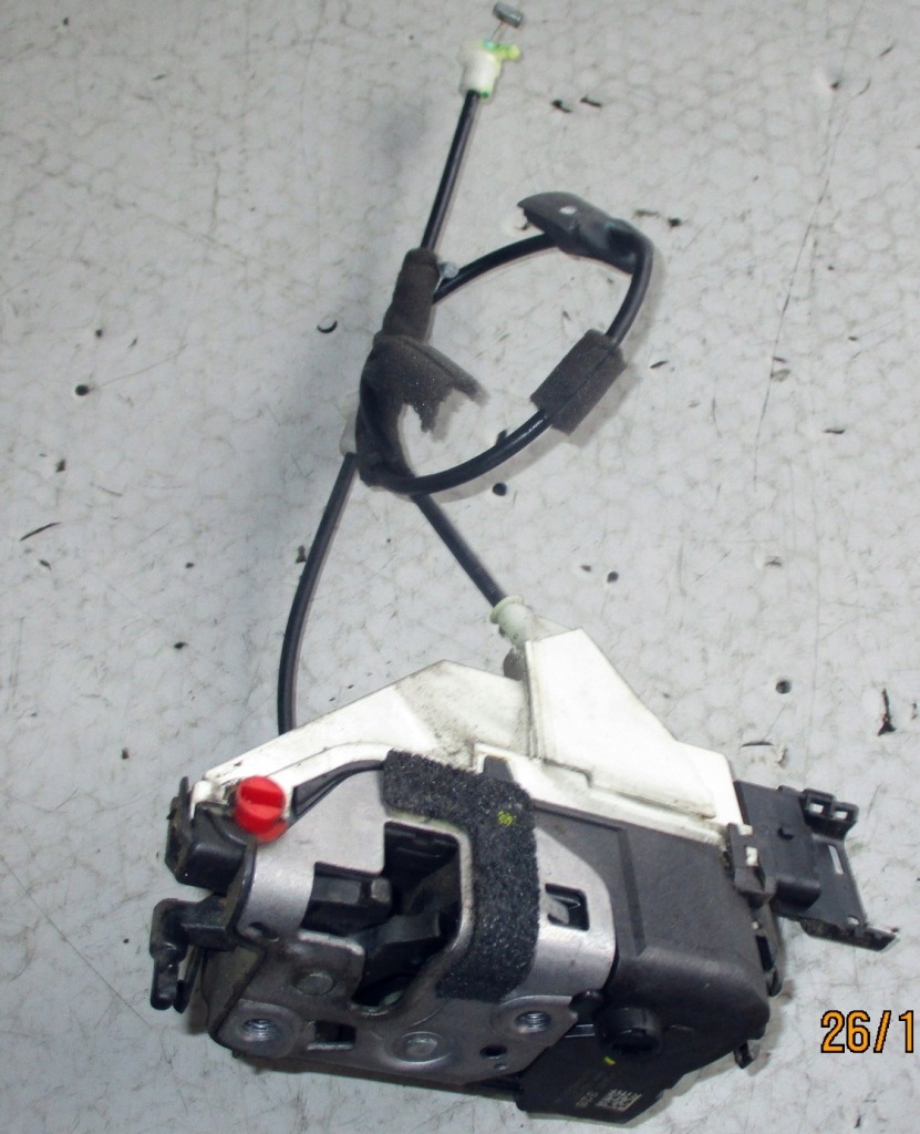 фото №4, Peugeot 5008 замок дверь задняя левый/правый