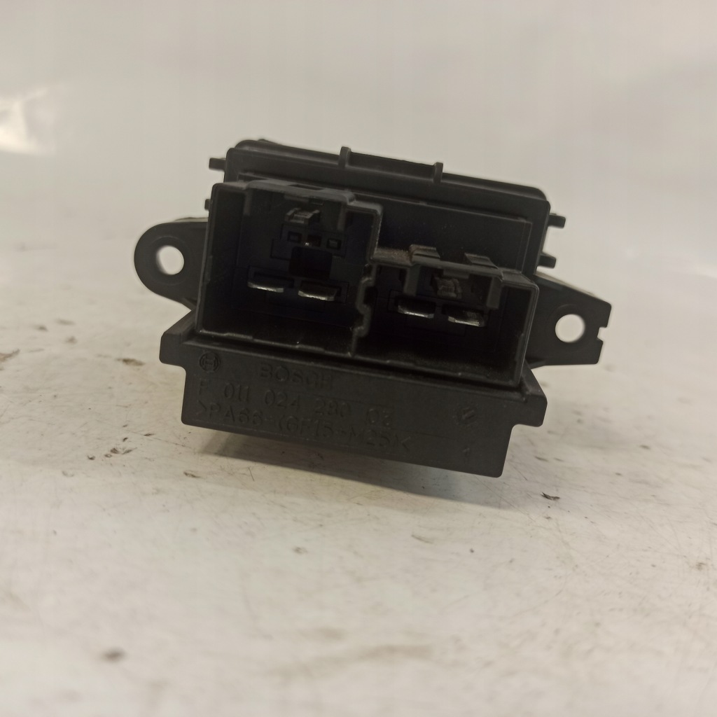 Opel astra j резистор резистор вентилятор воздуха 84178783 Недорого