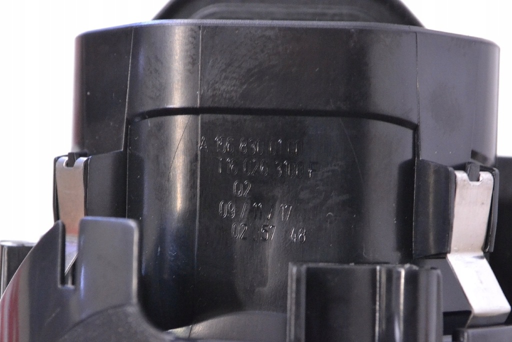 фото №5, Mercedes x156 gla220 cdi 2017 rhd приборная панель приборная воздуховод воздуха