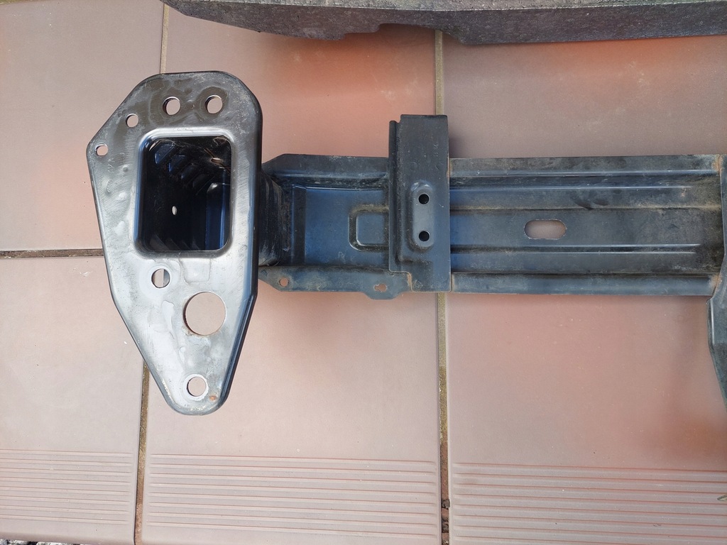 фото №9, Балка бампера - абсорбер - hyundai i20 - 08-12