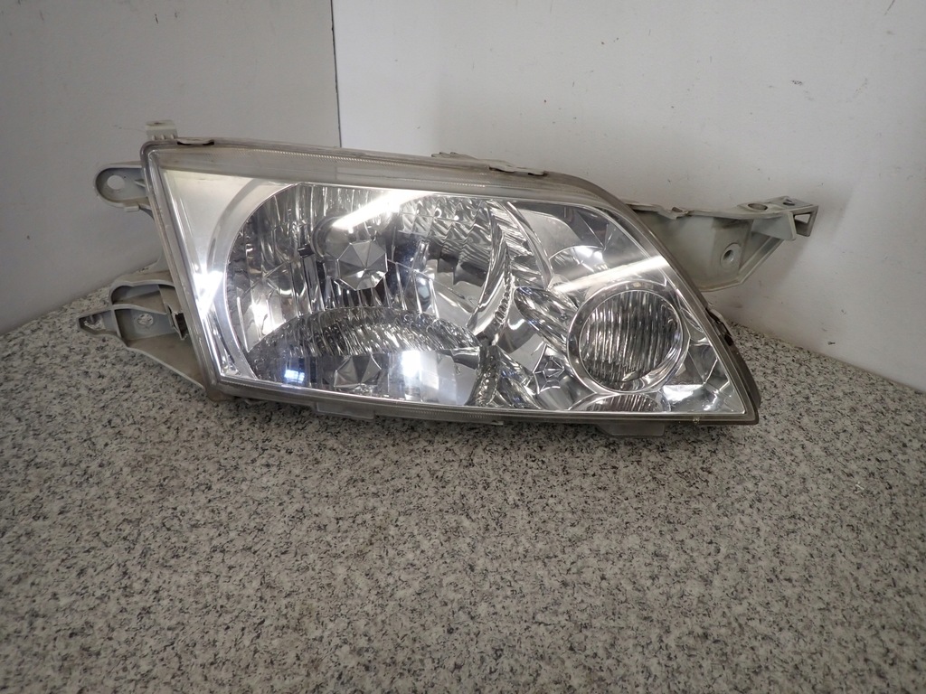 фото №1, Mazda premacy 02- фара правий передня лампа