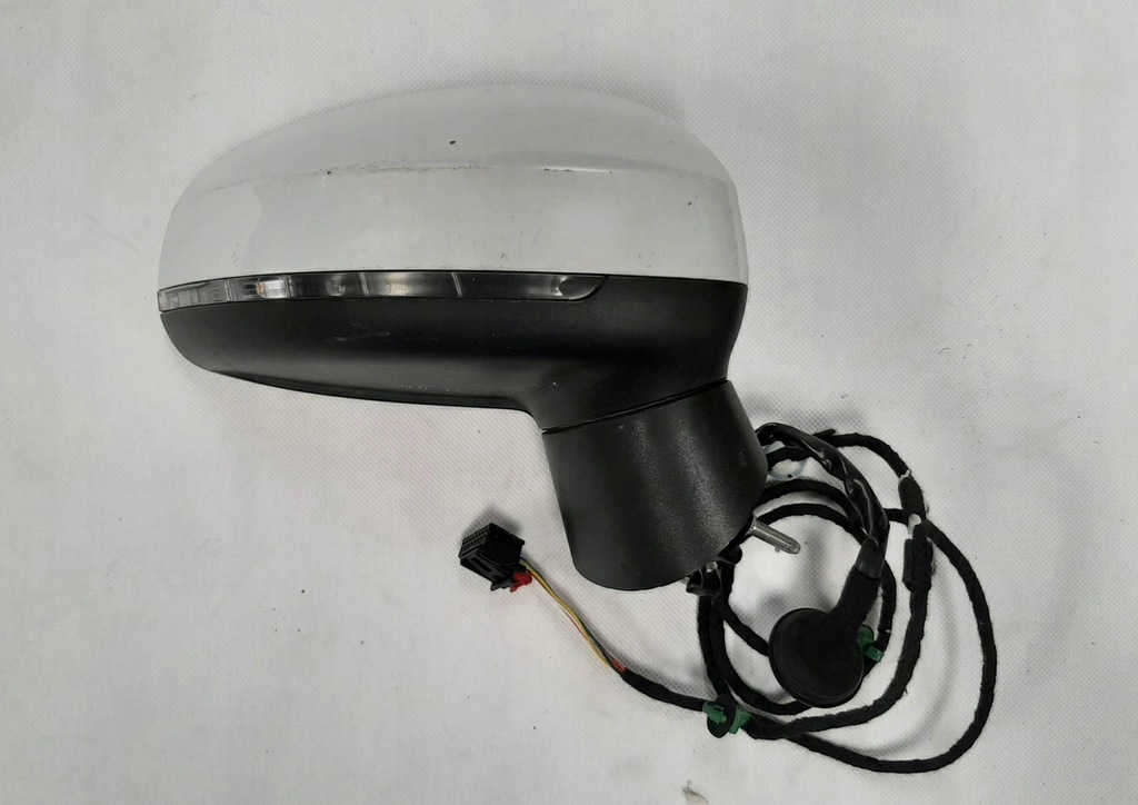 фото №1, Audi a1 8x зеркало правое 5pin