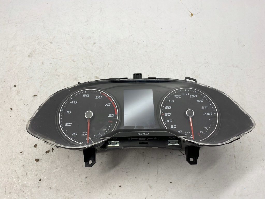 фото №1, Seat arona лічильник прилади 6f0920740