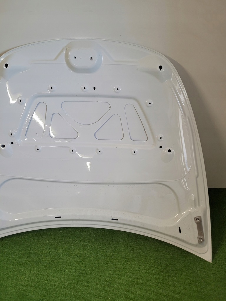 фото №7, Tesla y капот крышка двигателя