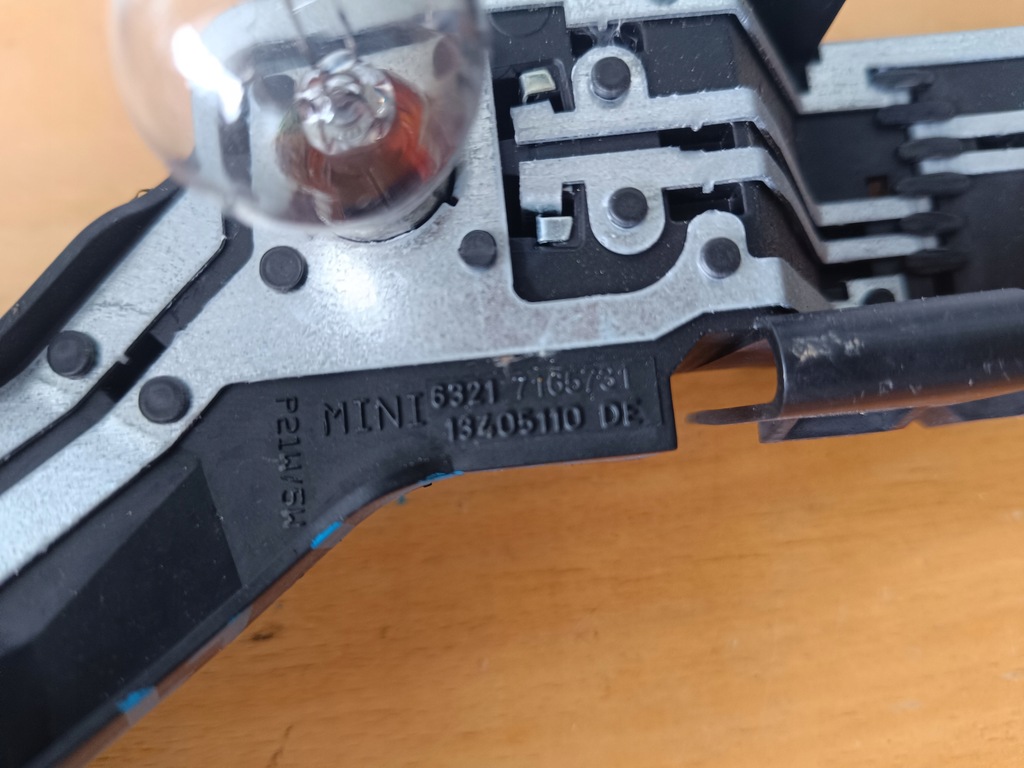 фото №4, Вкладиш лампи задній лівий mini r50 r52 r53 лівий 7165731