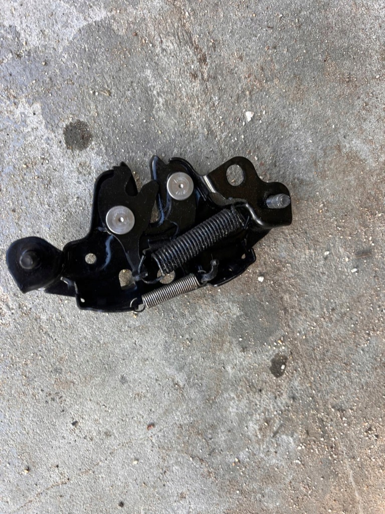 фото №1, Nissan qashqai j11 renault kadjar замок капот 65601