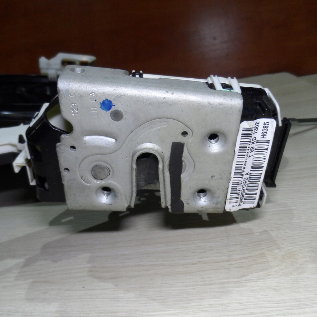 фото №8, Подъемник стекло левый задняя ручка fiat freemont 12r