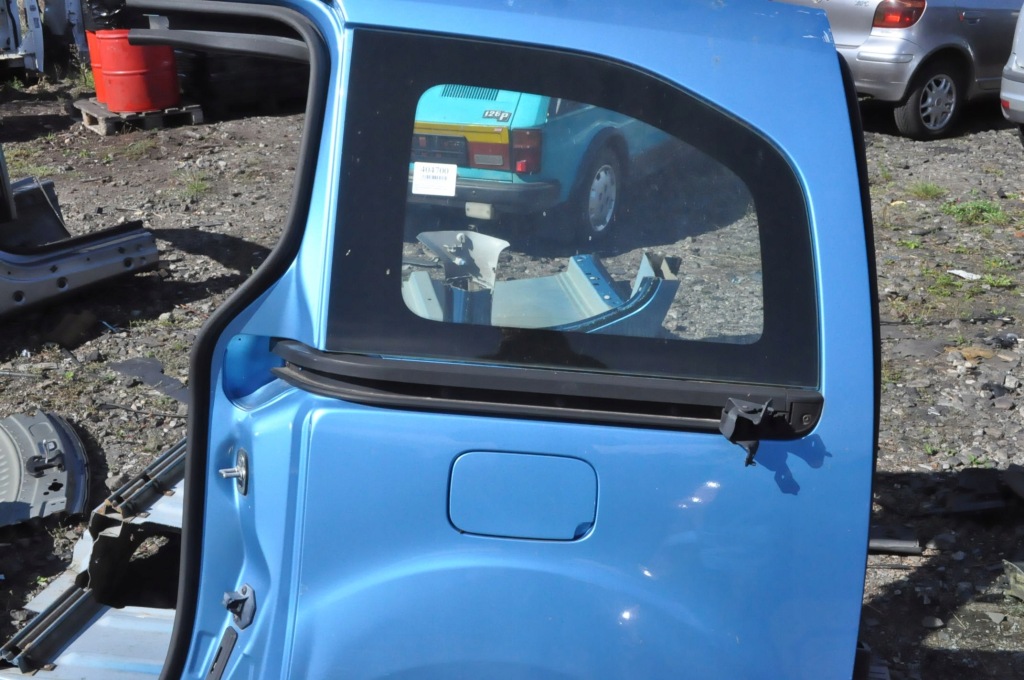 Berlingo 2 partner 2008- четверть крыло левая задний + стекло кузовная Киев