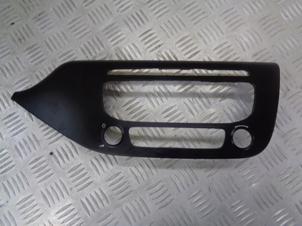 фото №1, Рамка защита радио kia ceed 2 ii 12- 84740-a2000 europa